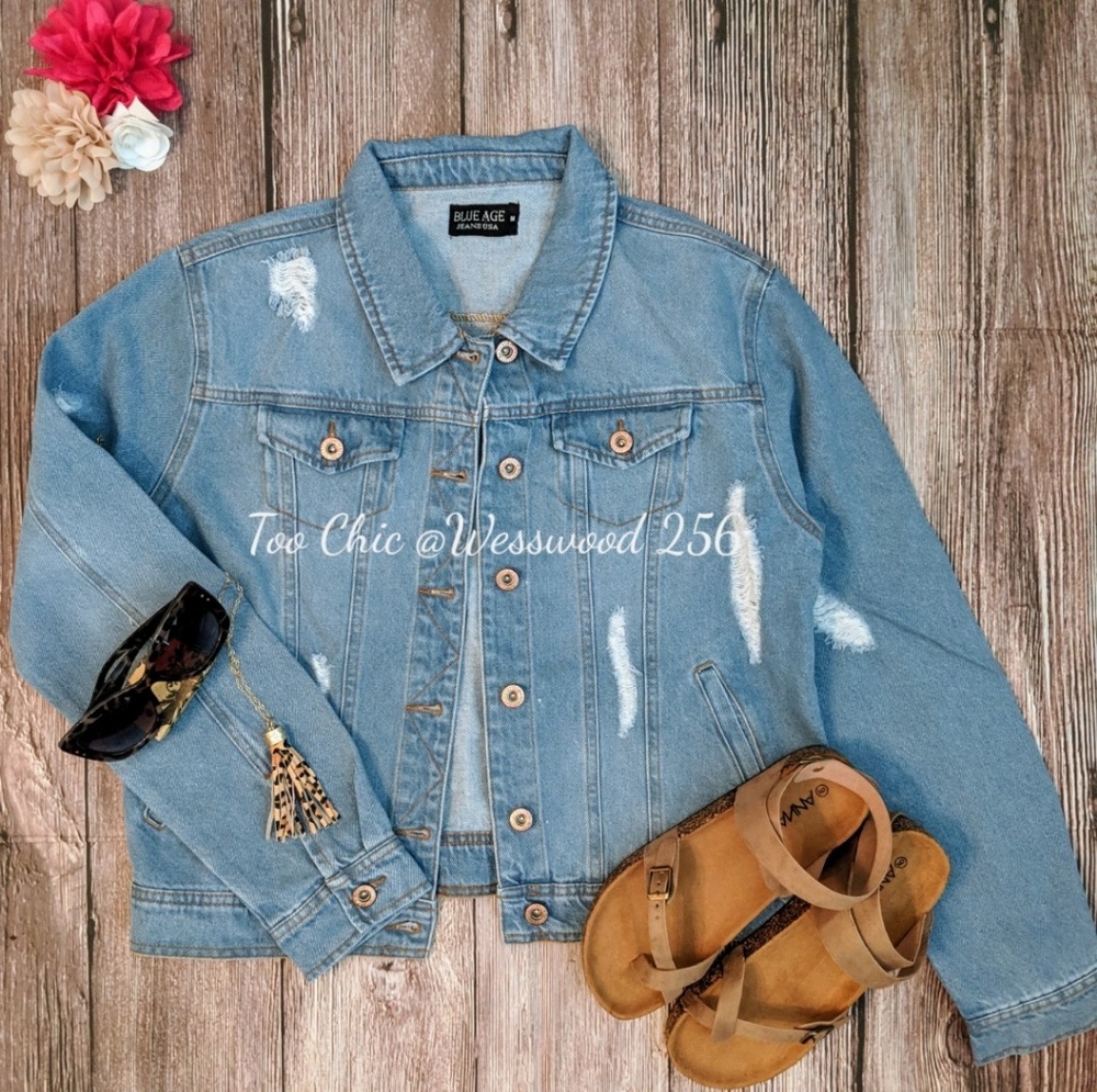 Distressed light blue denim jacket!